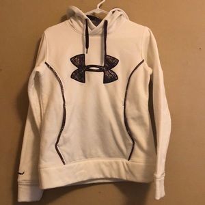 Under Armour Sweatshirt